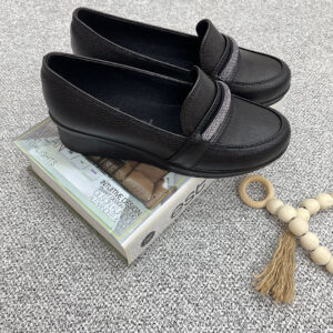 کفش لژدار طبی زنانه مدل نگینی